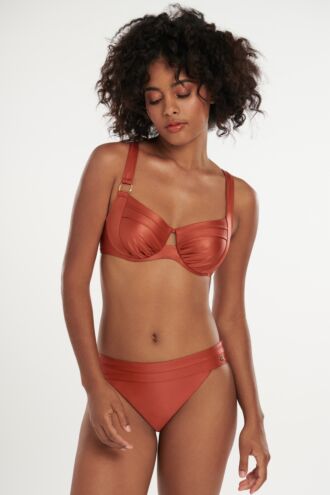 Bikini-Oberteil mit Bügel »Jordan«